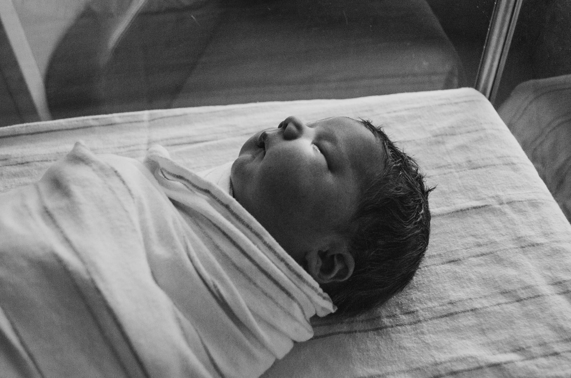Bébé doit-il dormir forcément en nurserie à la maternité?